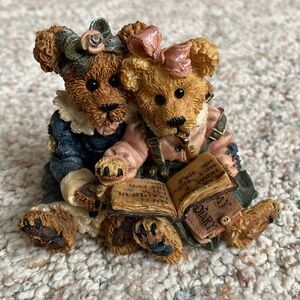 Boyd’s bear collectible figurine